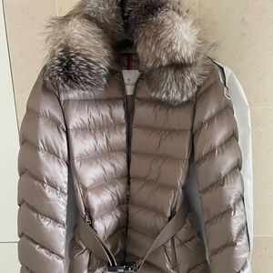 Moncler Boed Short Down Jacket